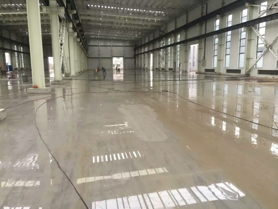力石伯樂施工現場--輪胎機械車間地坪