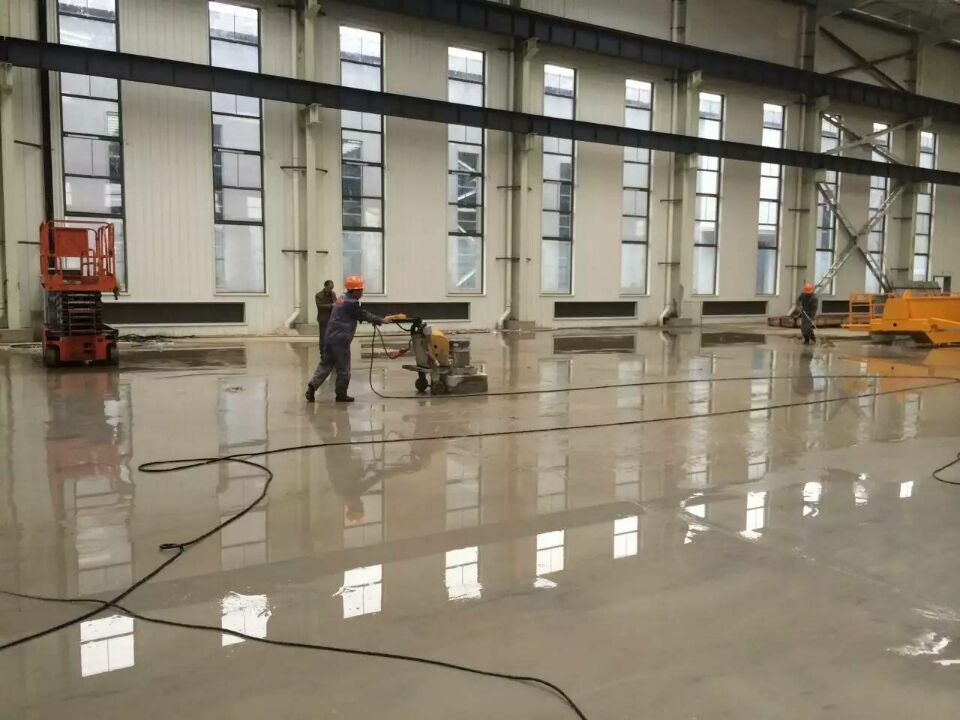 力石伯樂施工現場--輪胎機械車間地坪