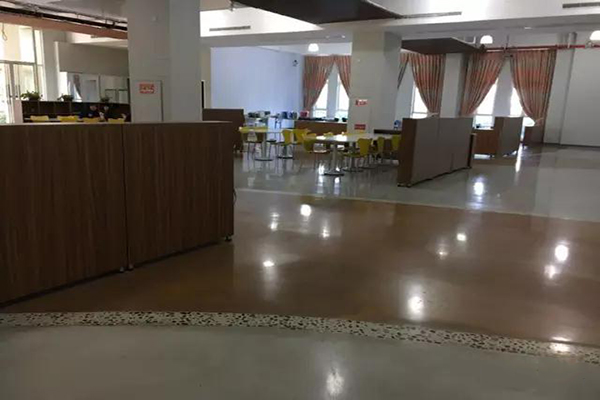 餐廳地面